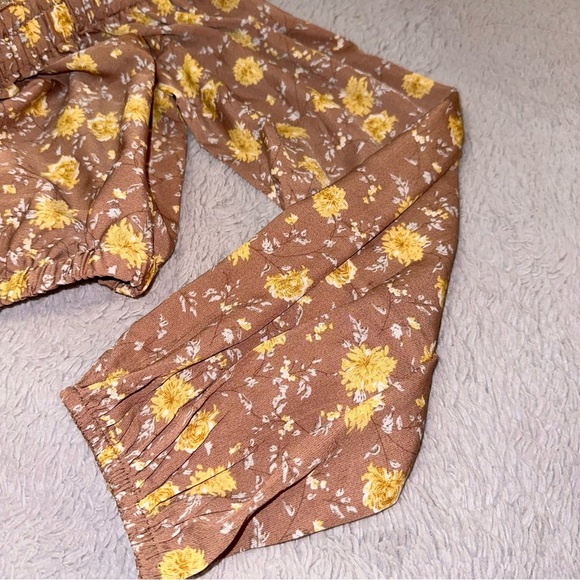 Altar D’state floral off shoulder top - Picture 13 of 14